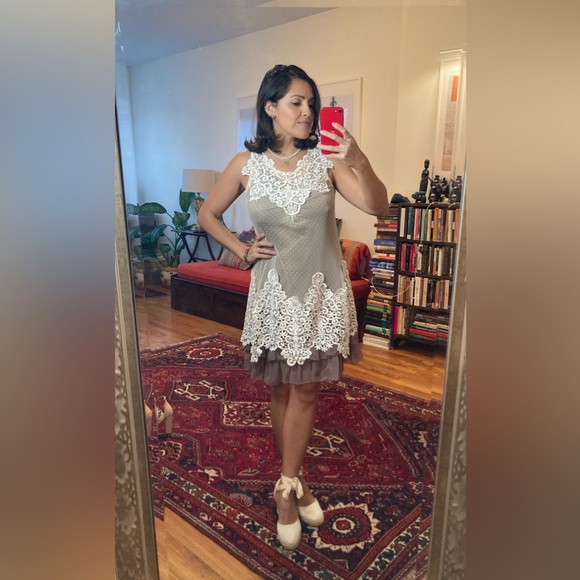 1920’s Vintage dresses. Embroidery top dress and bottom slip. Size small. WOT - Picture 1 of 7